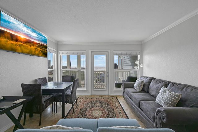 10811 San Luis Pass Road 2222, Galveston, TX 77554