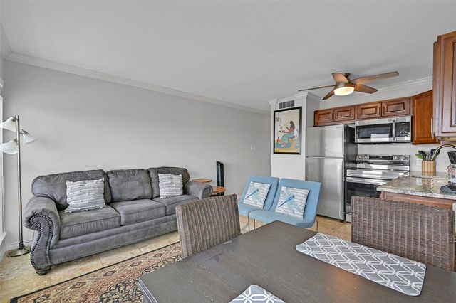 10811 San Luis Pass Road 2222, Galveston, TX 77554