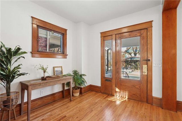 829 W 39th Terrace, Kansas City, MO 64111