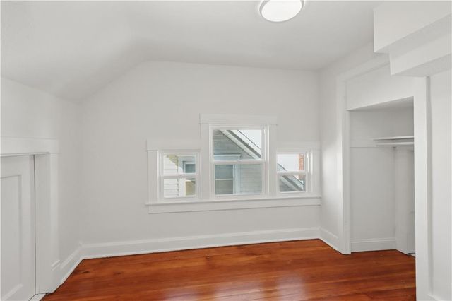 829 W 39th Terrace, Kansas City, MO 64111