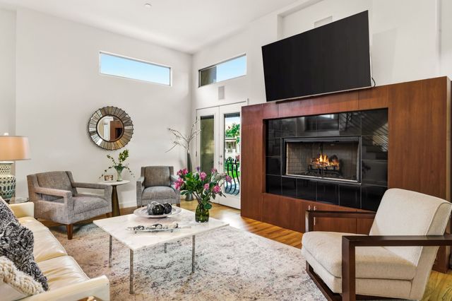 4025 Hawthorne Avenue, Dallas, TX 75219