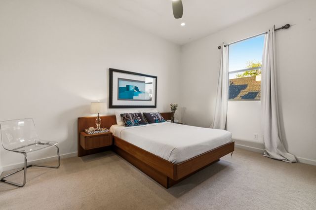 4025 Hawthorne Avenue, Dallas, TX 75219