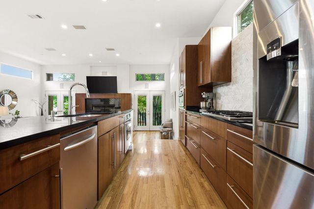 4025 Hawthorne Avenue, Dallas, TX 75219