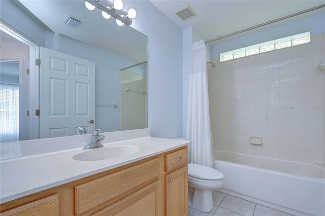 6010 SKYLARKCREST DRIVE, Lithia, FL 33547