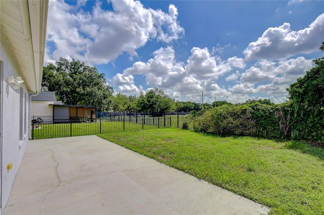 6010 SKYLARKCREST DRIVE, Lithia, FL 33547