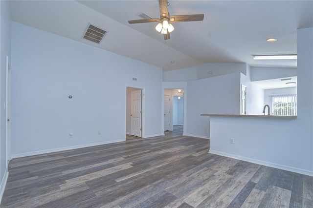 6010 SKYLARKCREST DRIVE, Lithia, FL 33547