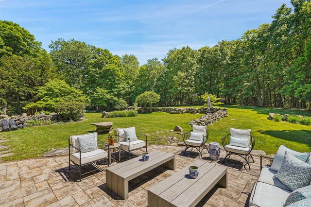 124 East Street, South Salem, NY 10590