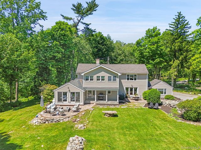 124 East Street, South Salem, NY 10590