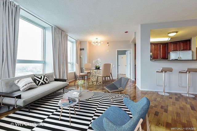 600 N Kingsbury Street 1811, Chicago, IL 60654