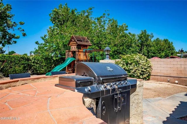 1823 Andrea, Palmdale, CA 93551