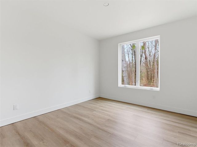 11810 Scenic Valley, Davisburg, MI 48350