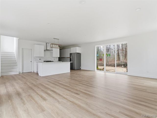11810 Scenic Valley, Davisburg, MI 48350