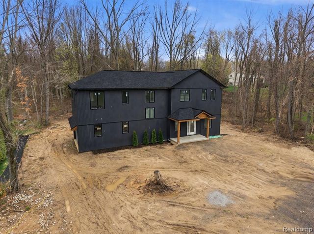 11810 Scenic Valley, Davisburg, MI 48350