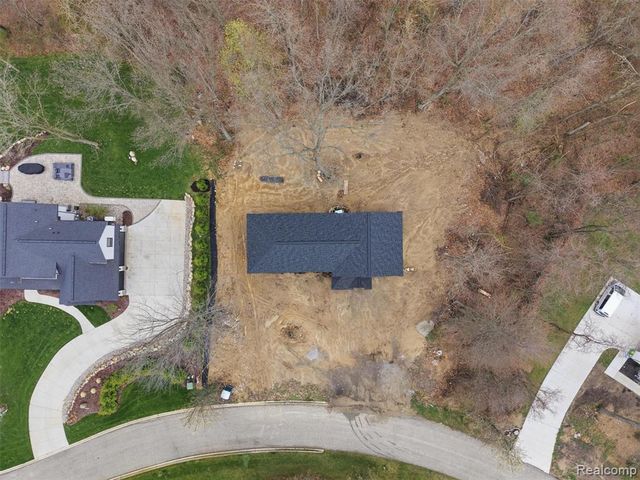 11810 Scenic Valley, Davisburg, MI 48350