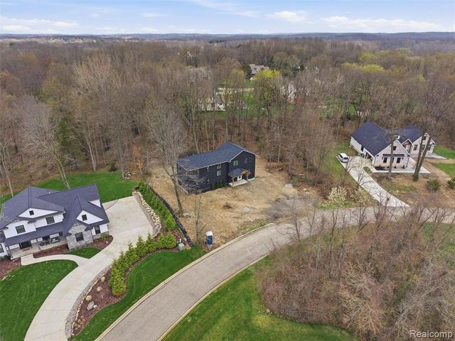 11810 Scenic Valley, Davisburg, MI 48350