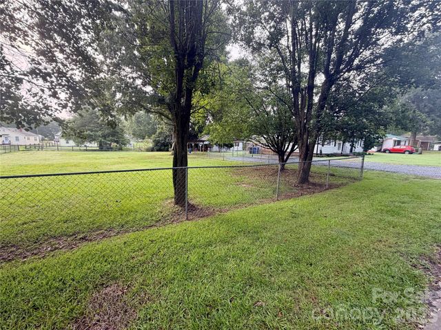 104 Hilltop Street, Stanfield, NC 28163