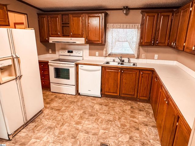 175 Enon Church Road, Easley, SC 29640