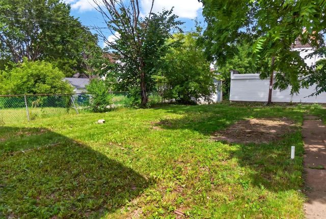 3342 N 26th STREET, Milwaukee, WI 53206