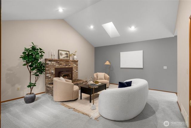 18557 W Lake Desire Drive SE, Renton, WA 98058