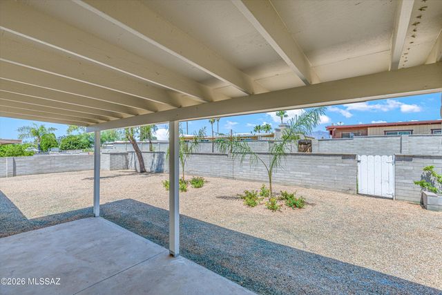 8957 E 25th Street, Tucson, AZ 85710