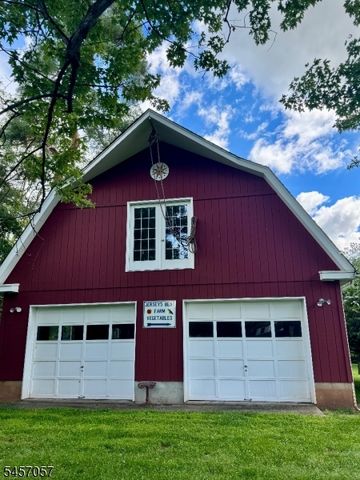 5 Oakura Ln, Bedminster Twp., NJ 07921