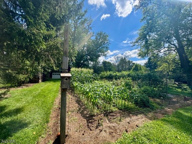 5 Oakura Ln, Bedminster Twp., NJ 07921