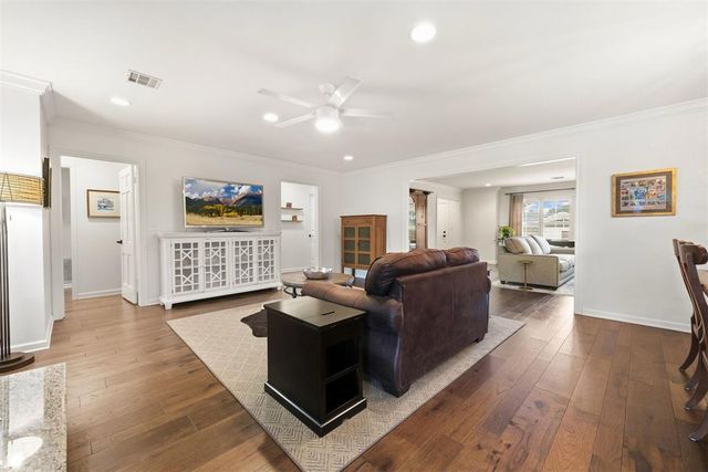 2217 NW 56th Terrace, Oklahoma City, OK 73112