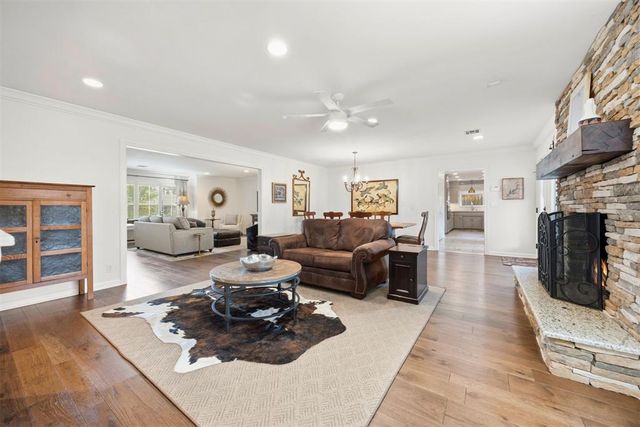 2217 NW 56th Terrace, Oklahoma City, OK 73112
