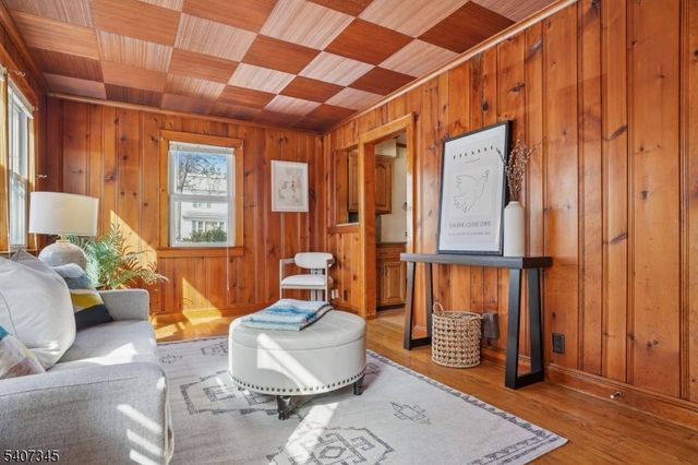 649 8Th St, Carlstadt Boro, NJ 07072