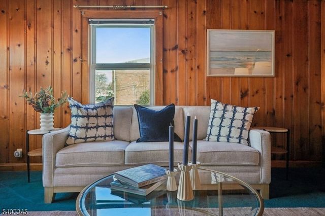 649 8Th St, Carlstadt Boro, NJ 07072