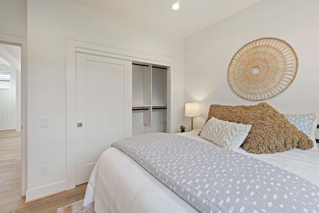 3330 NW Leavitt Lane 264, Bend, OR 97703