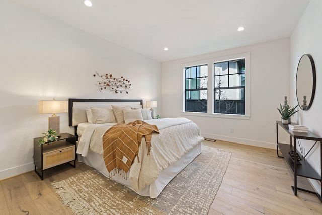 3330 NW Leavitt Lane 264, Bend, OR 97703