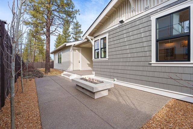 3330 NW Leavitt Lane 264, Bend, OR 97703