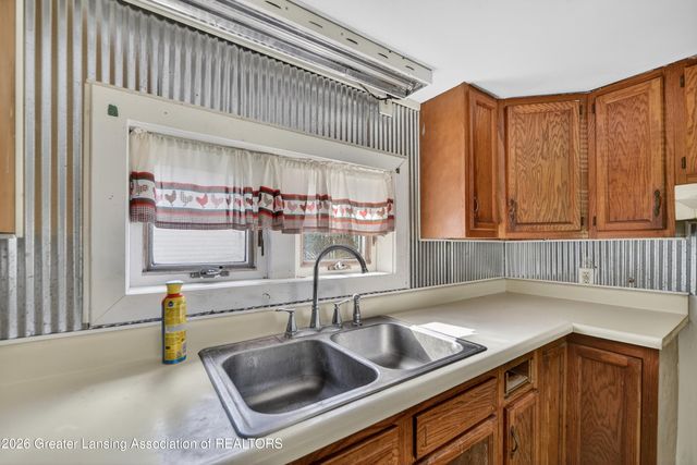 122 & 124 E Mill Street, Bellevue, MI 49021