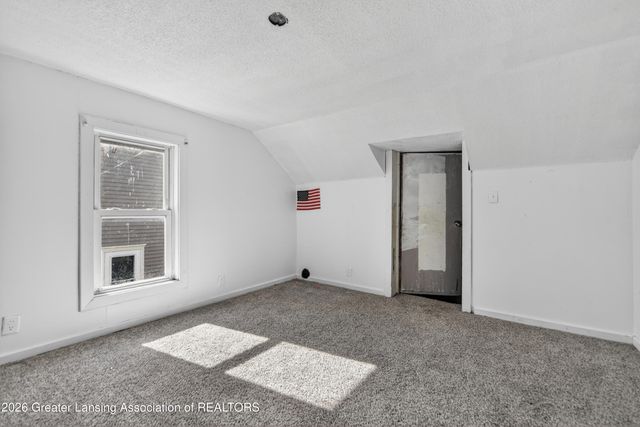 122 & 124 E Mill Street, Bellevue, MI 49021