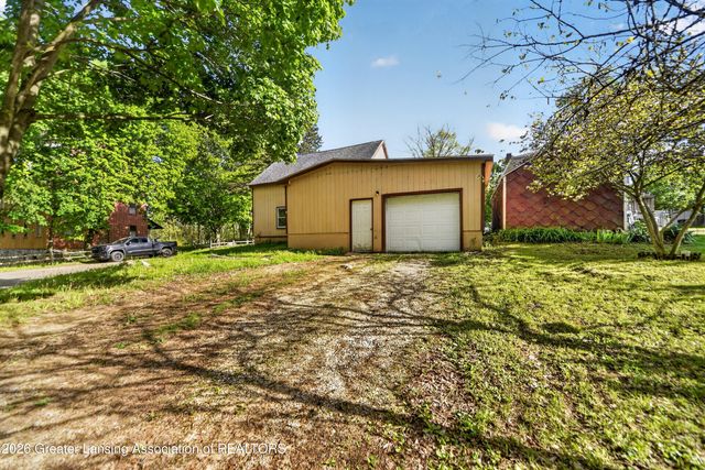 122 & 124 E Mill Street, Bellevue, MI 49021