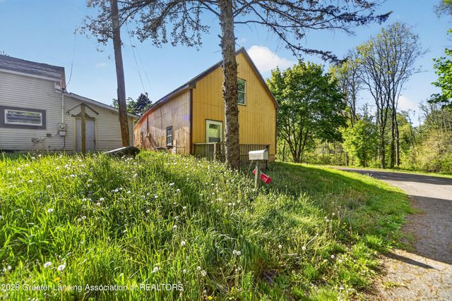 122 & 124 E Mill Street, Bellevue, MI 49021