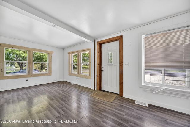 122 & 124 E Mill Street, Bellevue, MI 49021
