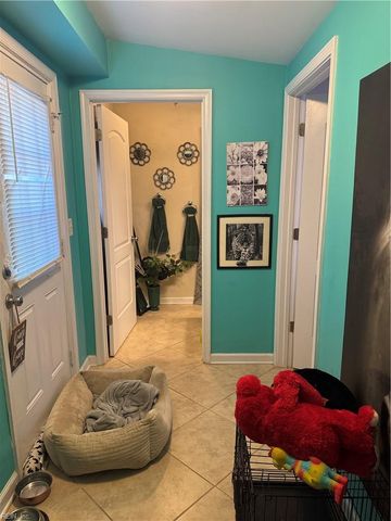 17 Cottage LN, Newport News, VA 23603