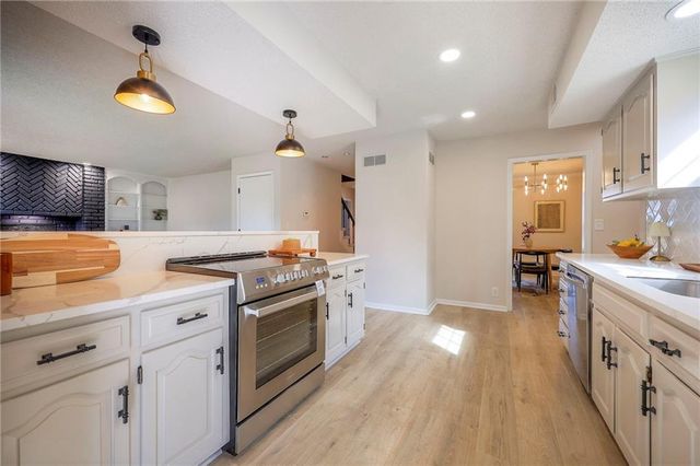 4009 NE 59th Street, Kansas City, MO 64119