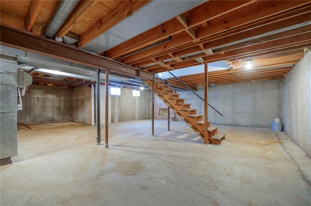 4009 NE 59th Street, Kansas City, MO 64119