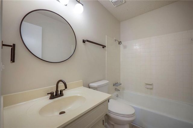 4009 NE 59th Street, Kansas City, MO 64119