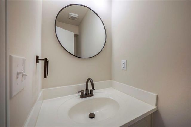 4009 NE 59th Street, Kansas City, MO 64119