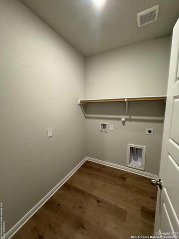 5410 Devils Gate Unit 2, Converse, TX 78109