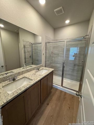 5410 Devils Gate Unit 2, Converse, TX 78109