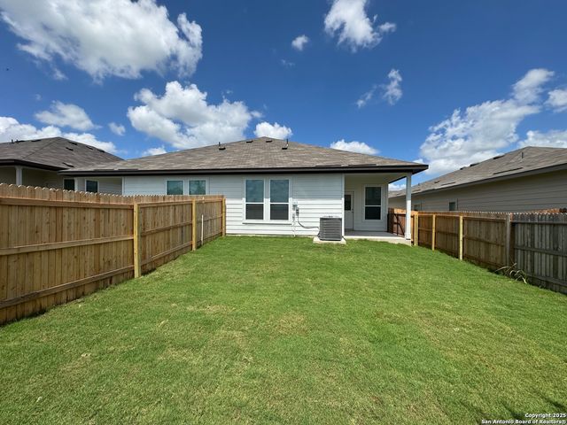 5410 Devils Gate Unit 2, Converse, TX 78109