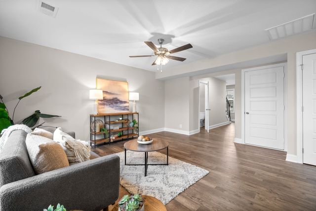 370 Cardinal Creek, Clarksville, TN 37040