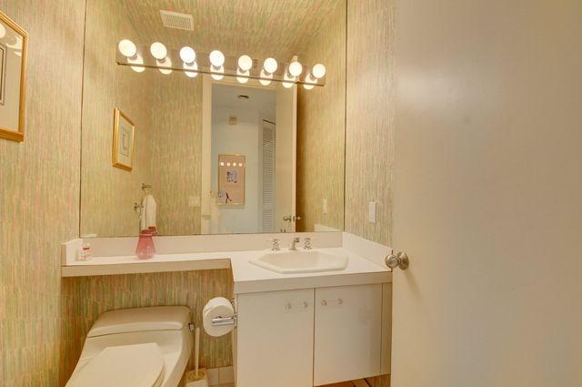 5801 NW 24th Avenue 1001, Boca Raton, FL 33496