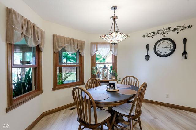 5344 W Stone Way, New Palestine, IN 46163