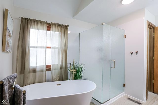 5344 W Stone Way, New Palestine, IN 46163